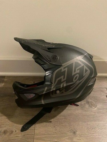 Troy lee designs helmet size - troy,