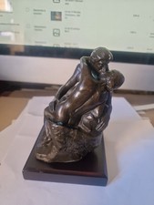 Reproduction en bronze Le baiser de Rodin Très bon état