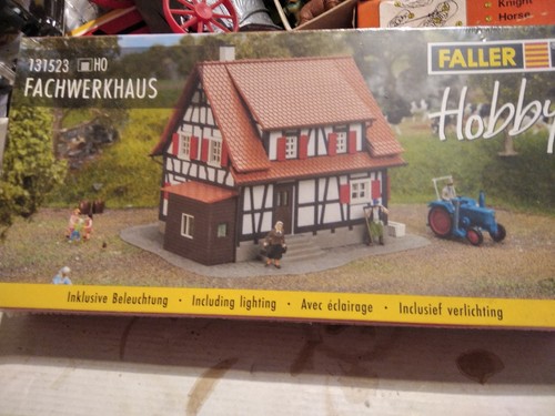 Faller ferme monter - ho, À