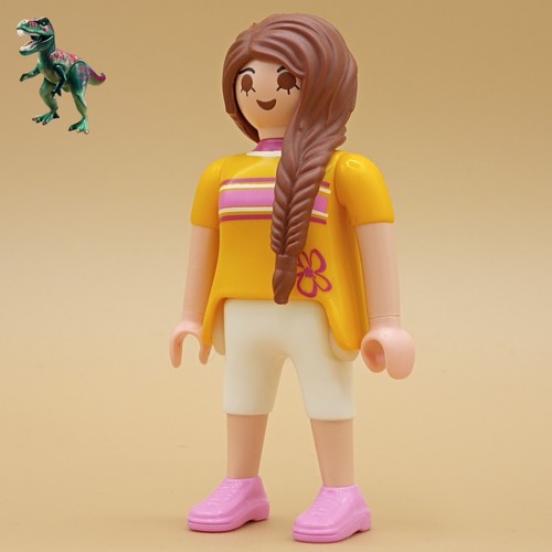 Playmobil-figurine-femme-médi