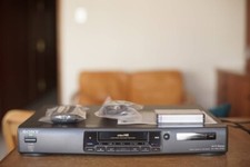 Sony EV-PR2 Hi8 8mm VCR Video