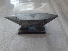 Petite enclume ancienne -