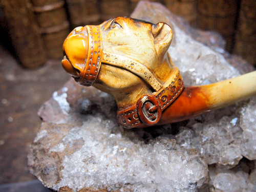 Large carved sea foam pipe - carved,