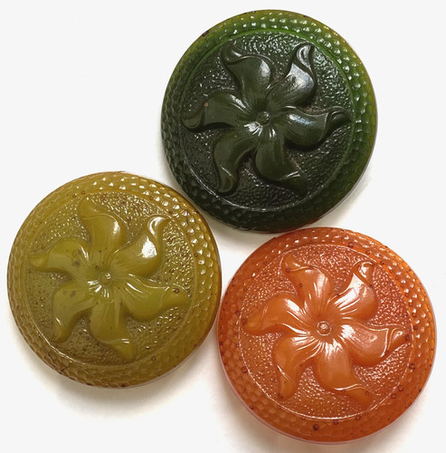 Lot grands boutons 41 mm - lot,
