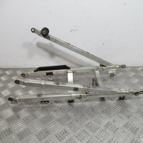 Boucle arrière yamaha 250 - arrière,