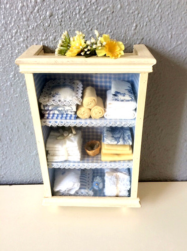 Vitrine armoire miniature deco - vitrine,