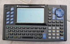 Calculatrice TI 92 avec Manuel D'utilisation Texas Instrument 