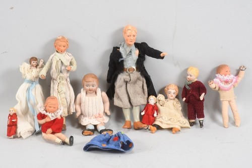 Lot poupées anciennes pour - poupées,