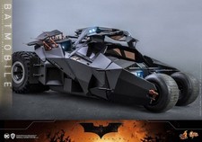 Hot Toys MMS596 Batman Begins