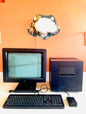 NEXT CUBE N1000 (1988) UPGRADE TO 68040 25MHZ | 2GB HD & 16MO RAM | BASE ONLY