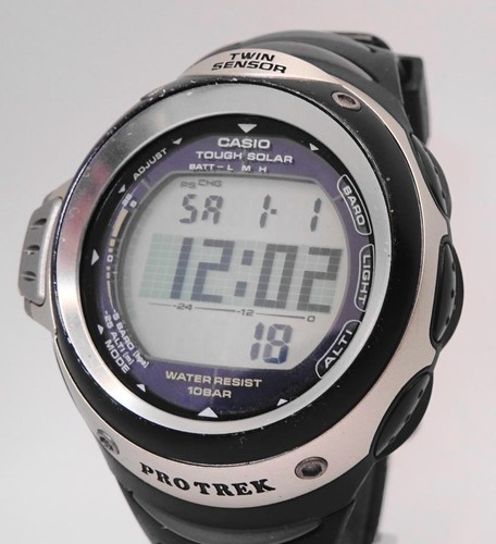Montre solaire homme casio - montre,