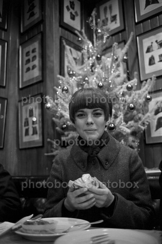 Mireille mathieu exclusive - *,