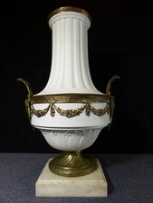 Vase ancien en biscuit