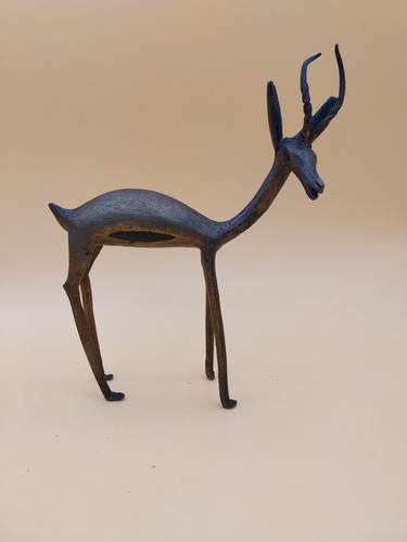 Sculpture gazelle antilope