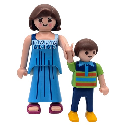 Playmobil figurine femme robe