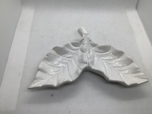 Bordallo pinheiro leaf - bordallo, shape