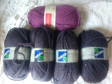 5 pelotes de laine SPORT LAINE (Phildar) 4 violet foncé 1 violet clair 5x50gr