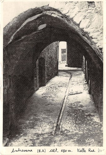 04-ENTREVAUX-N�T201-B/0085