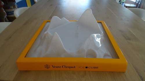 Champagne veuve clicquot plv - clicquot,