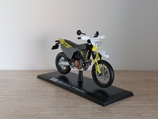 Husqvarna 701 Supermoto 2023