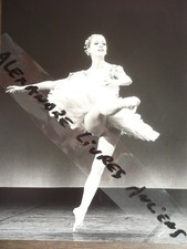 GRANDE PHOTO 1986  DANSEUSE