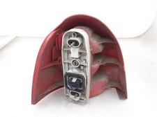 Feu arriere principal droit