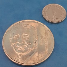 5 francs Mendes France cupronickel 1992 et 1 centime Epi 1962 SUP nettoyées.