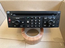 Autoradio  Rt3-n3+-02 CD GPS   PEUGEOT 807, Citroën C8 Réf : 14000706XT