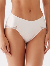 Slip crème Spotlight Maxi 40 fr neuve marque Triumph (mer)