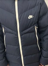 doudoune  Nike homme taille s 