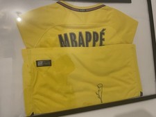 Maillot PSG jaune 2017/2018 - Mbappé - signé par Pauleta (collector)