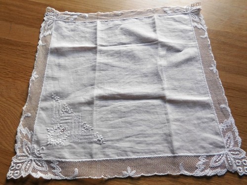 Mouchoir ancien - ancien,