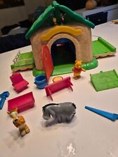 Maison Vulli Winnie The Pooh avec accessoires et figurines