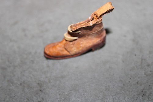 Une botte pour petite poupée - petite,