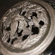 Bonbonnière ou Pot pourri Verre Cristal et étain 95 % Décor de Fleurs et Oiseau