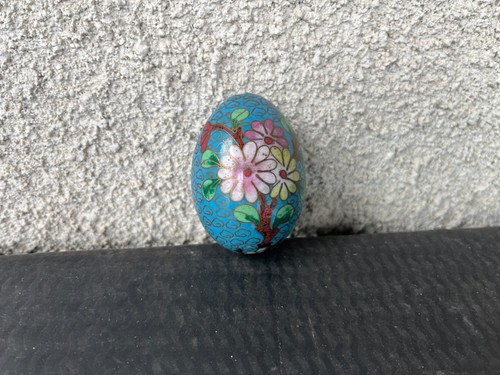 Oeuf cloisonne ancien fond