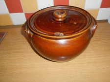 Ancien pot à piqûres en