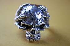 Style Biker Bague avec Crânes