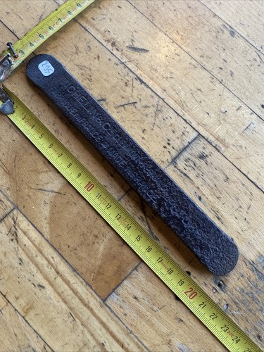 295 old tool outil - tool,