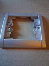 Plaque 1 Poste LEGRAND SAGANE