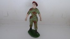 QUIRALU SOLDAT SOLDIER -