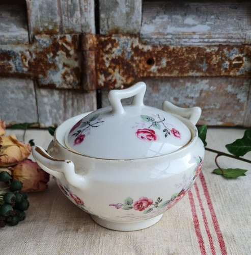 Ancienne dinette soupiere - dinette,