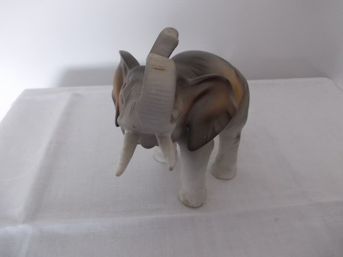Ancien elephant royal - elephant, dux