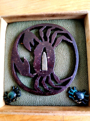Tsuba sukashi est - tsuba,