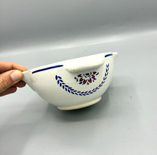 Bol verseur ancien en faïence