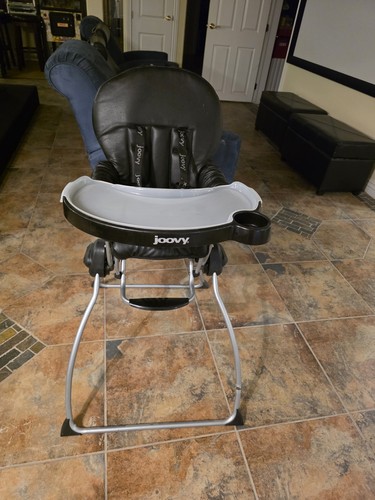 Joovy foldable high - high, chair