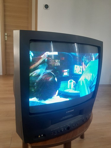 Téléviseur cathodique - téléviseur,