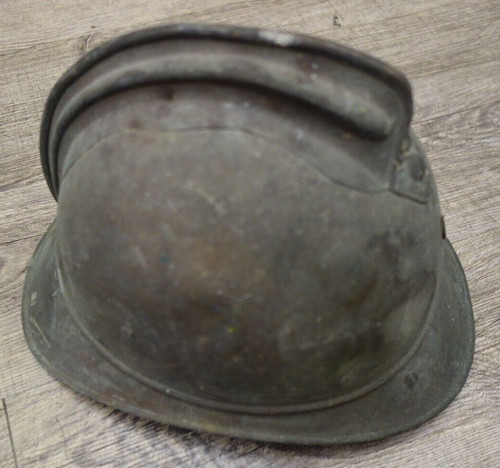 Ancien casque pompier en - casque,