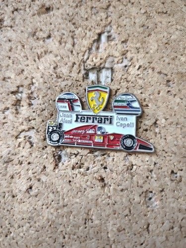 Pin pins ferrari ivan - pin's,