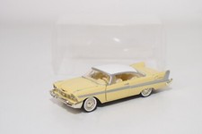 A94 1:64 3 POUCES M2 PLYMOUTH